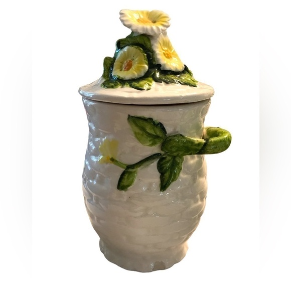 Lefton Daisy Basketweave Canister Hand Painted by Geo Z - Picture 2 of 7